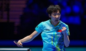 单打世界杯：王楚钦4-3约奇克进四强 王曼昱4-2桥本帆乃香