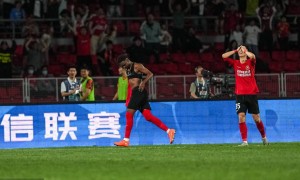 中超-热菲尼奥制胜球脱衣庆祝被驱逐 铁人3-2海港夺3连胜