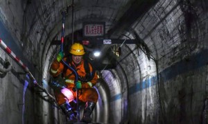 新华社追踪调查：两套图纸、两套监控系统背后有何猫腻？